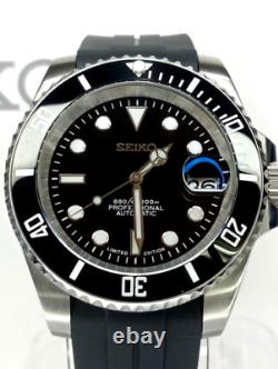 Custom NH35 Movement Black Sub Automatic 40mm Solid Stainless Steel