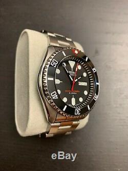 Custom Seiko SKX007J1 Diver 200m Automatic