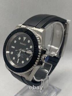 NH35 mod custom made watch Yatch Master On Rubber Strap