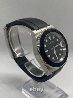 NH35 mod custom made watch Yatch Master On Rubber Strap