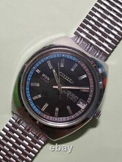 Vintage 70's Citizen Crystal Seven Custom Stainless Steel Day-Date Gents Watch